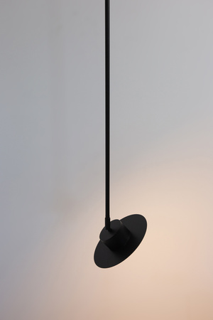 CHARLIE S czarny 150cm ruchomy klosz 41295	